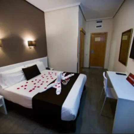 Sweet Continental Отель 2*