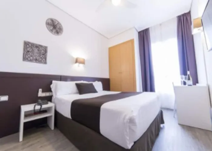 Sweet Continental Hotel