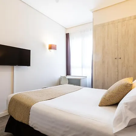 ホテル スウィート　ホテル　コンチネンタル