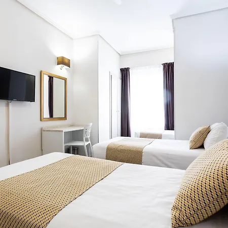 ホテル スウィート　ホテル　コンチネンタル